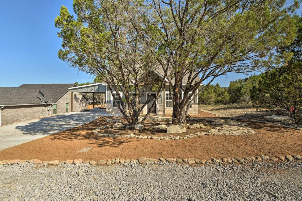 Granbury Home With Hot Tub And Furnished Patio! 外观 照片
