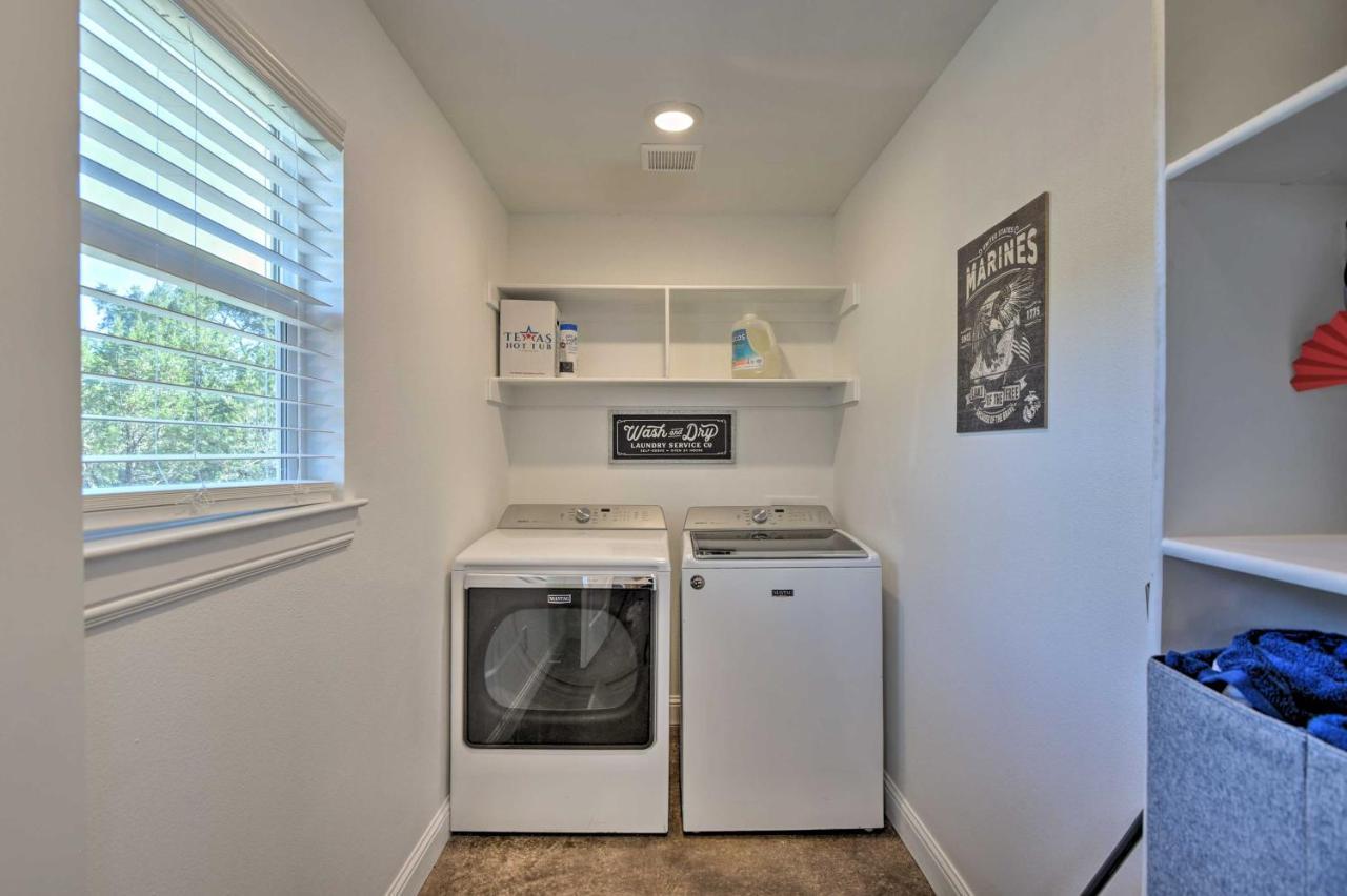 Granbury Home With Hot Tub And Furnished Patio! 外观 照片