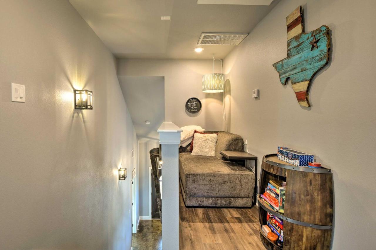 Granbury Home With Hot Tub And Furnished Patio! 外观 照片