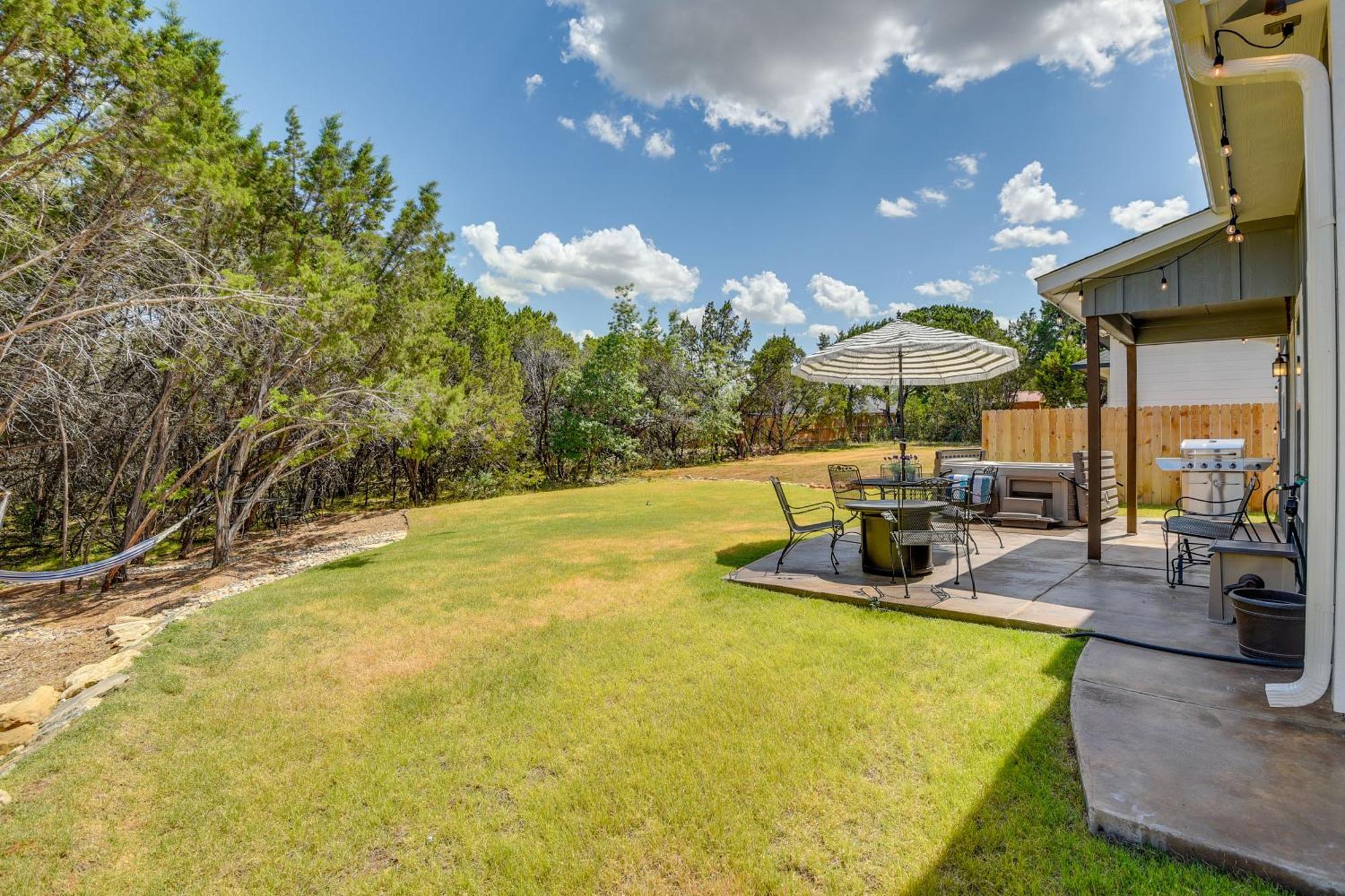 Granbury Home With Hot Tub And Furnished Patio! 外观 照片